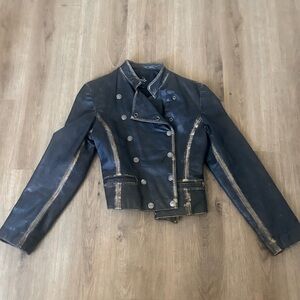 Stylish Women's Double-Breasted Leather Jacket